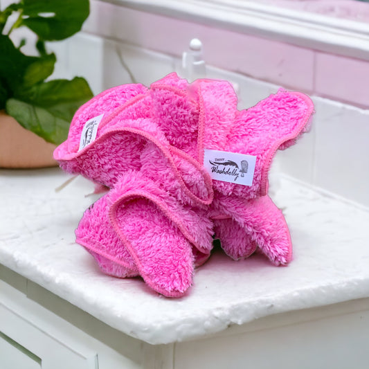 A gift-ready cloth that removes makeup with just water. 