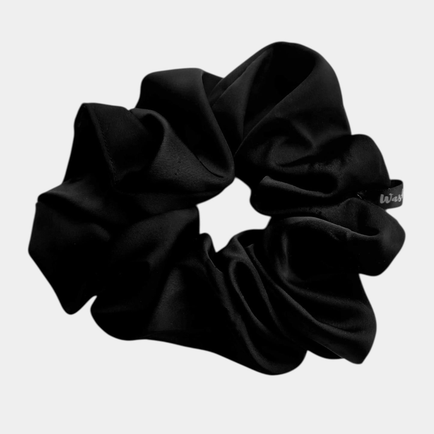 LUXE-HOLD SATIN SCRUNCHIE